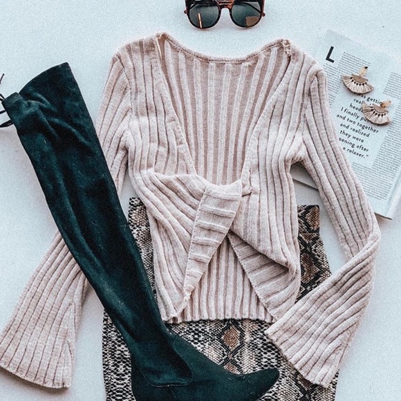 vestique Sweaters - Vestique Sweater